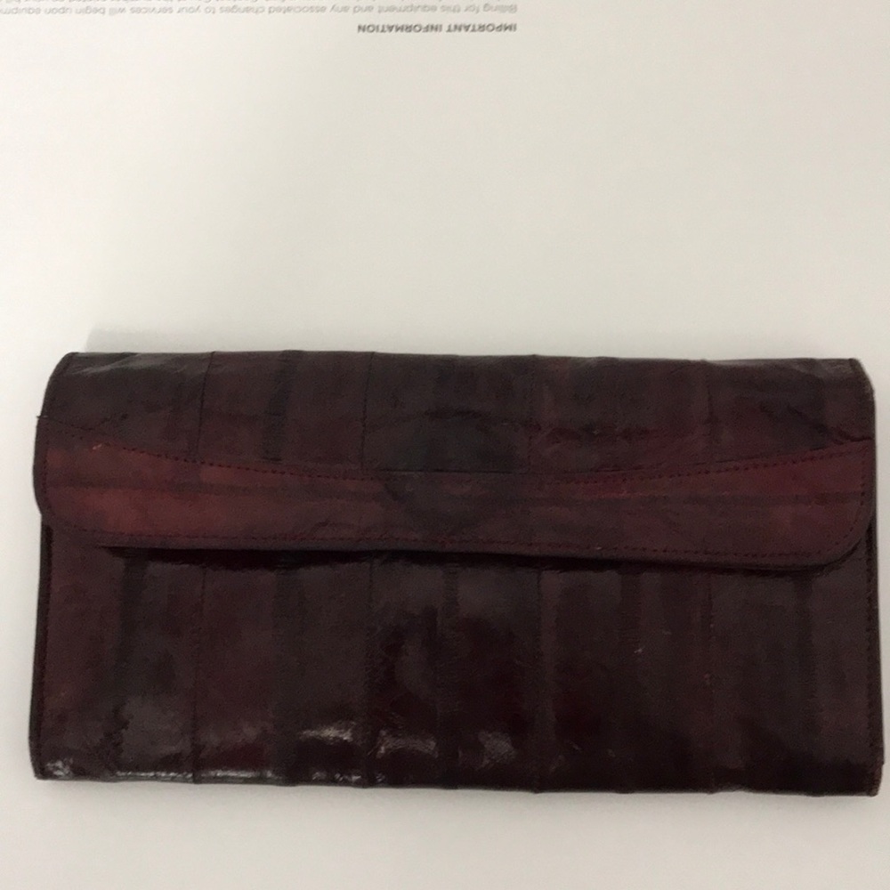 Eel skin wallet